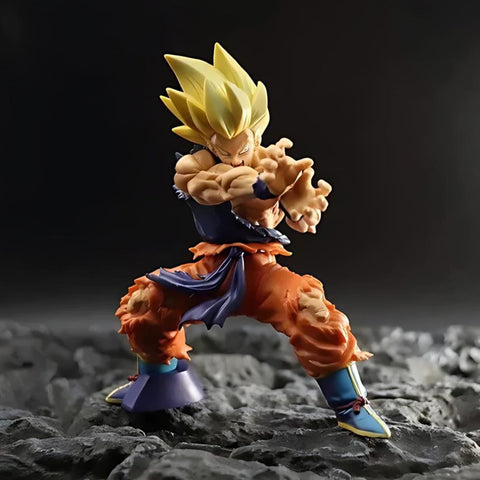 Dragon Ball Z Super Saiyan Goku Action Figure (16cm)