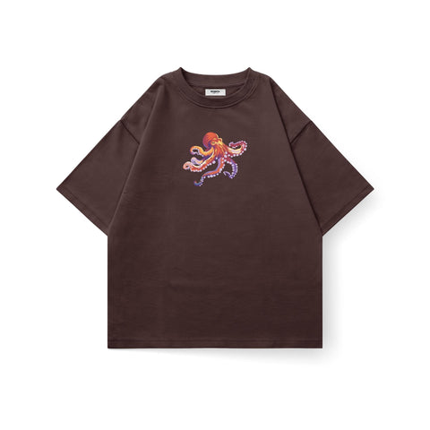 Kaihama Ocean Octopus oversized T-shirt with ocean-themed octopus graphic in soft fabric, casual fit, and vibrant colors.