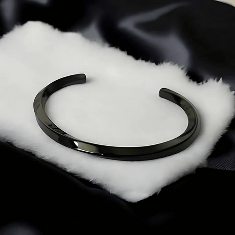 Curved Stainless Steel Bracelet kada